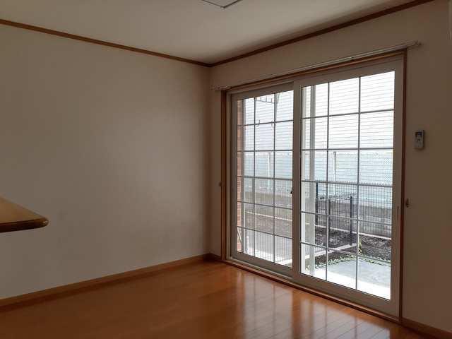 カルム新池島Ⅰ リビング