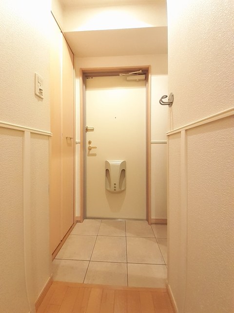 サル　ドゥ　セジュールⅡ 玄関