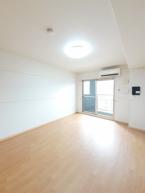 サル　ドゥ　セジュールⅡ リビング