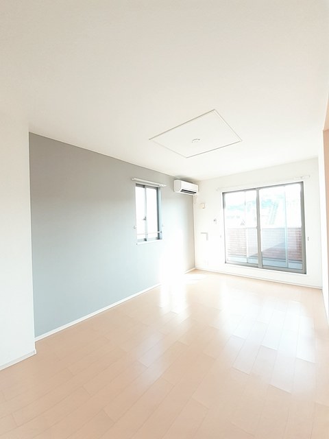 キャトル　セゾン リビング