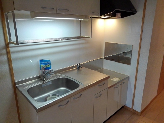 エテルノソ－レ キッチン