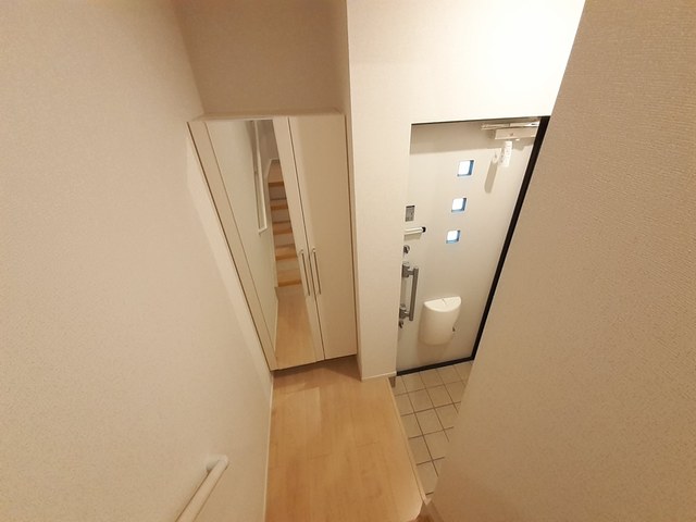 フロムワン 玄関