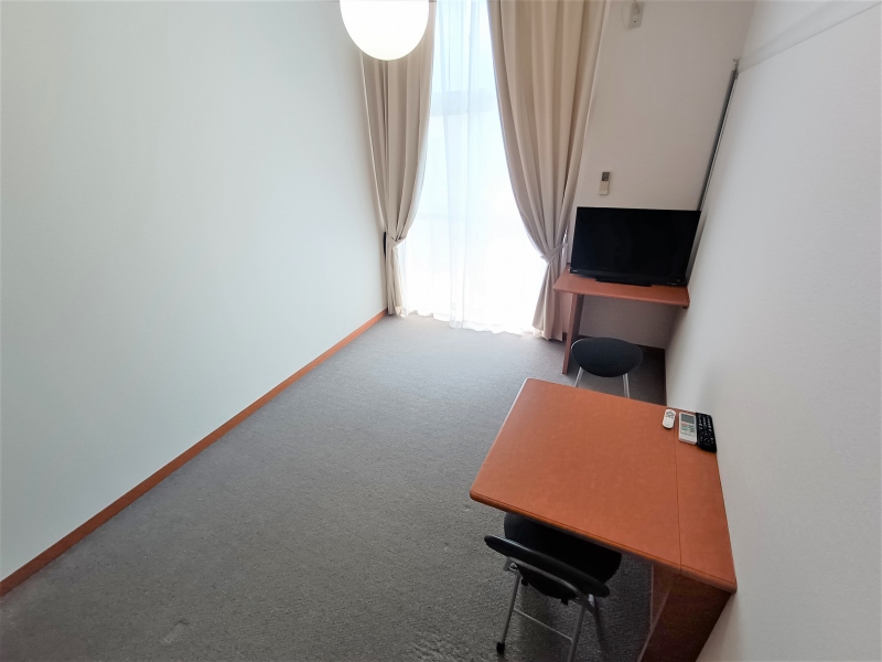 レオパレスサン・ビレッジⅠ リビング