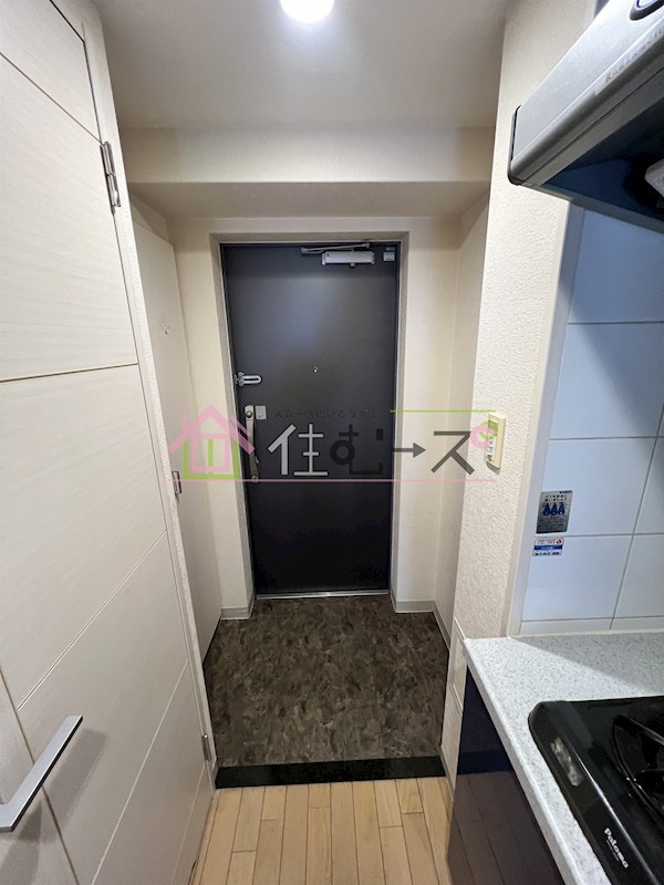 エスリード難波WEST 玄関