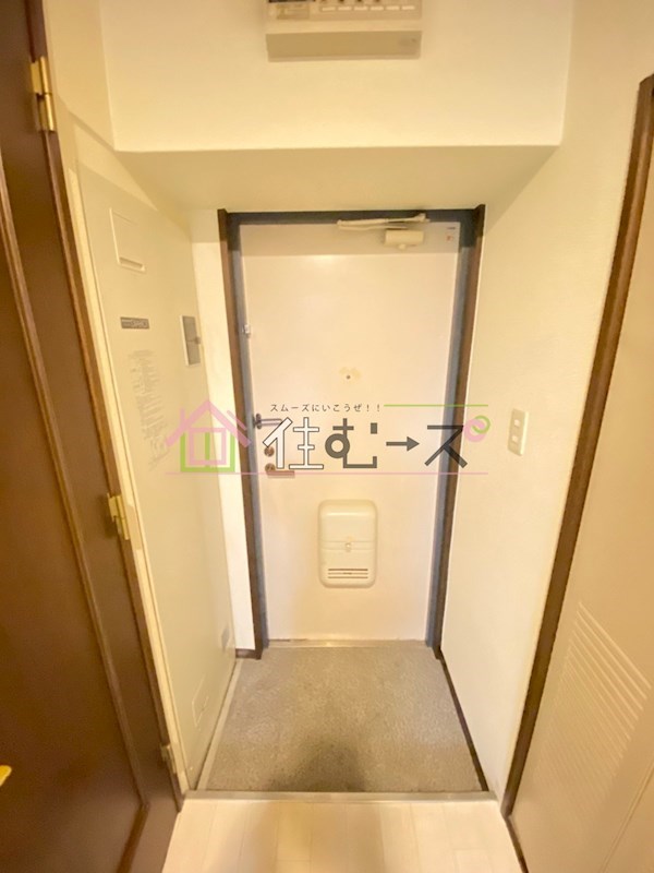 グランヴィ天王寺 玄関