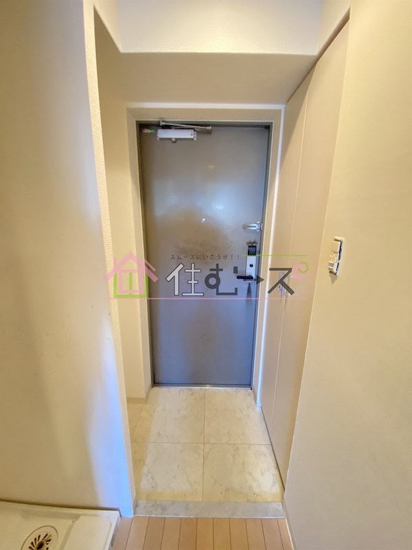 エスリード南堀江リバーサイド 玄関