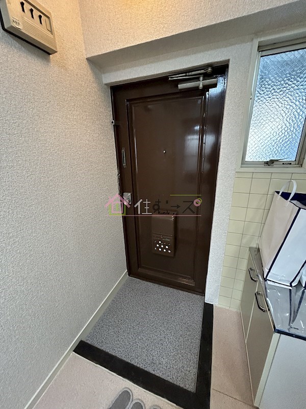 シャトー背戸口 玄関