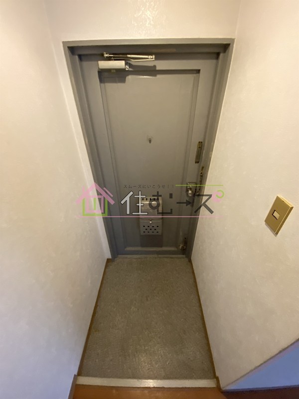 アウトバーンGK 玄関