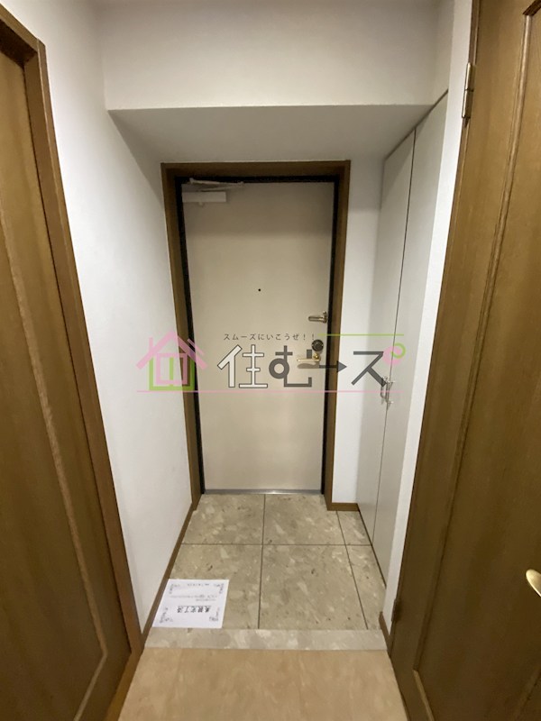 アスリート本町西 玄関