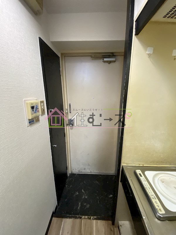 ラパンジール九条 玄関