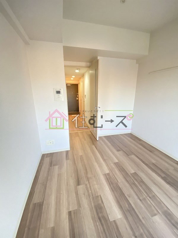 ファステート大阪ドームシティ リビング