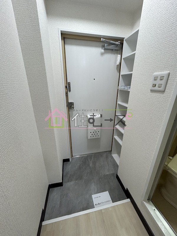 シティハイツ桃谷 玄関