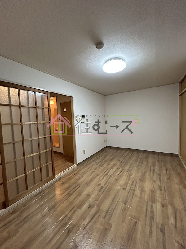 ロイヤル天王寺南 リビング