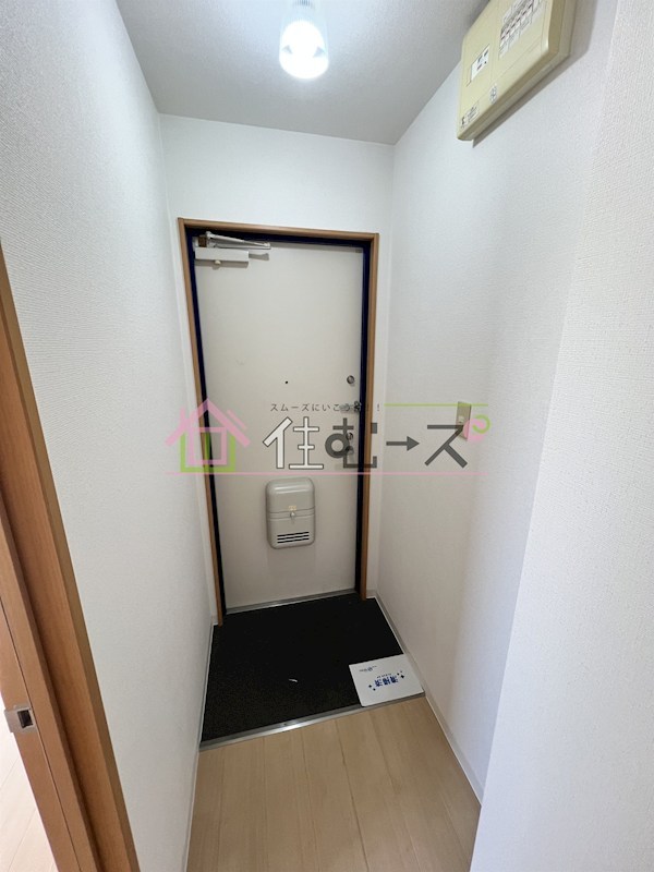 アイファースト緑橋 玄関