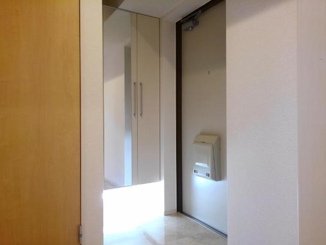 ヴァンヴェール森の宮 玄関