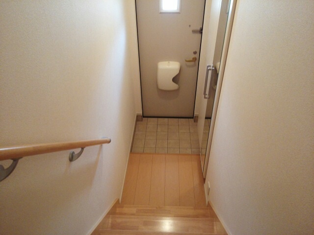 サン　ハイツ 玄関