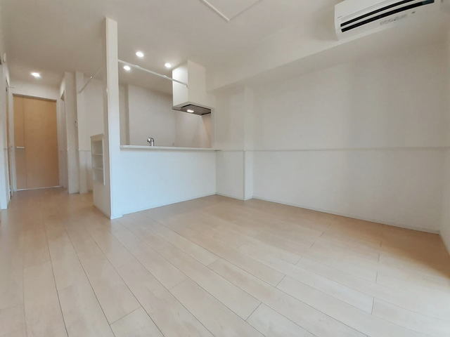 パフューム中央２ リビング