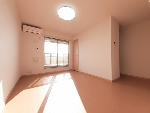 ステイションランドナガタキ　Ⅱ リビング