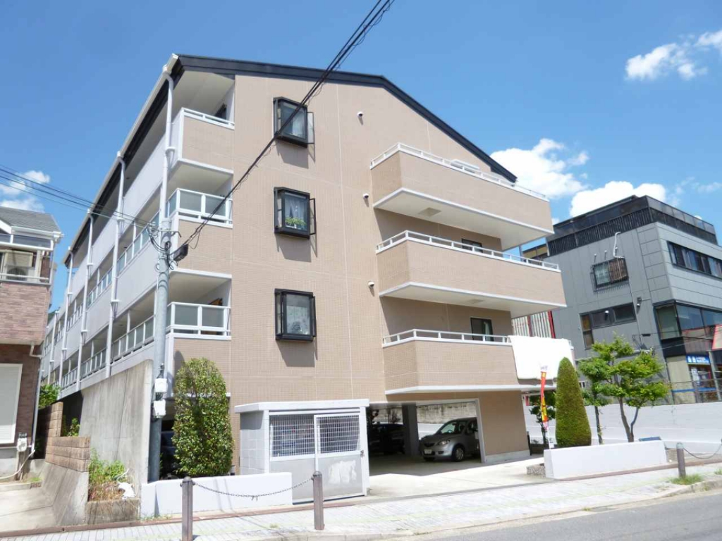 ヴィルヌーブ箕面 外観