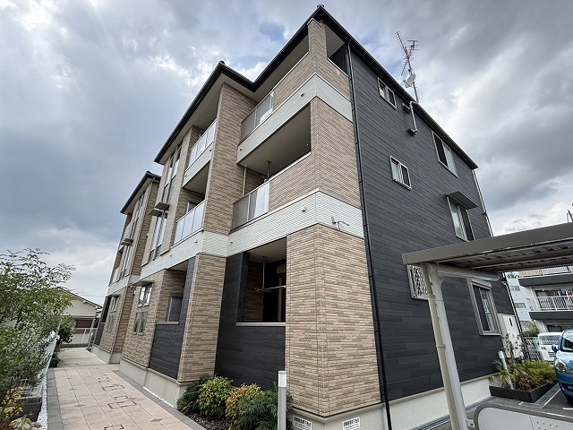 パレス藤阪東 外観