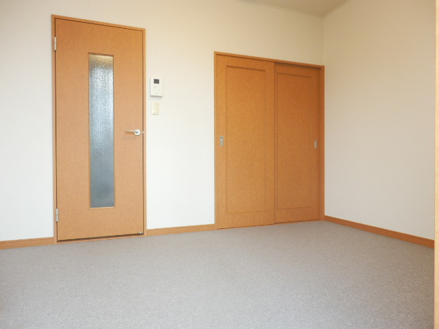 レオパレス香行苑１号 ベッドルーム