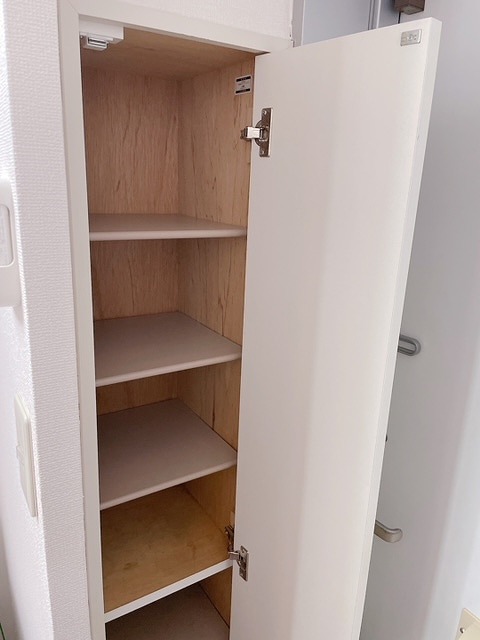 レオパレスウィル鳴尾 玄関