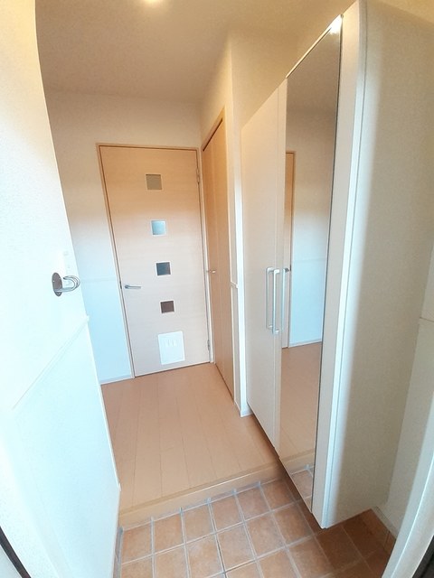 プリムローズ二色Ⅱ 玄関