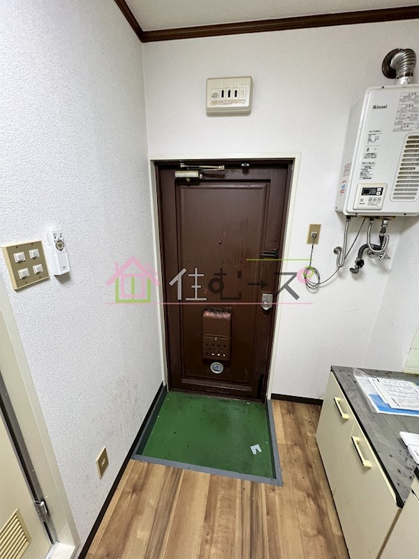 ハイツ正覚寺 玄関