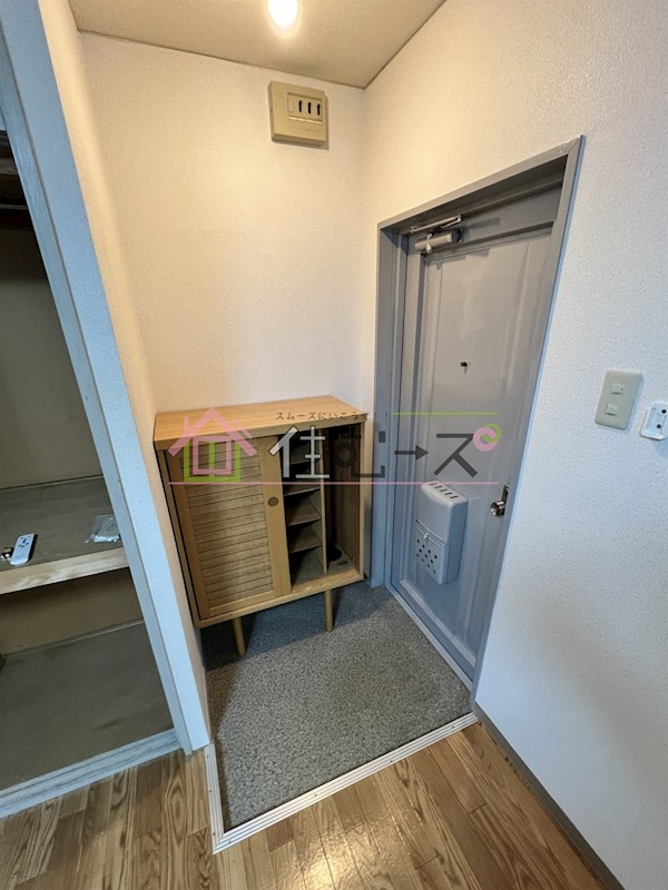 流町マンション 玄関