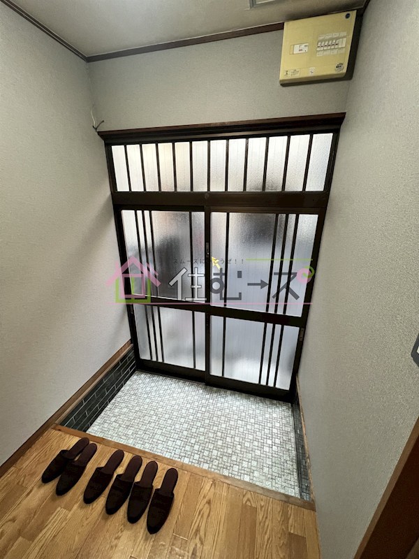 喜連西1丁目貸家 玄関