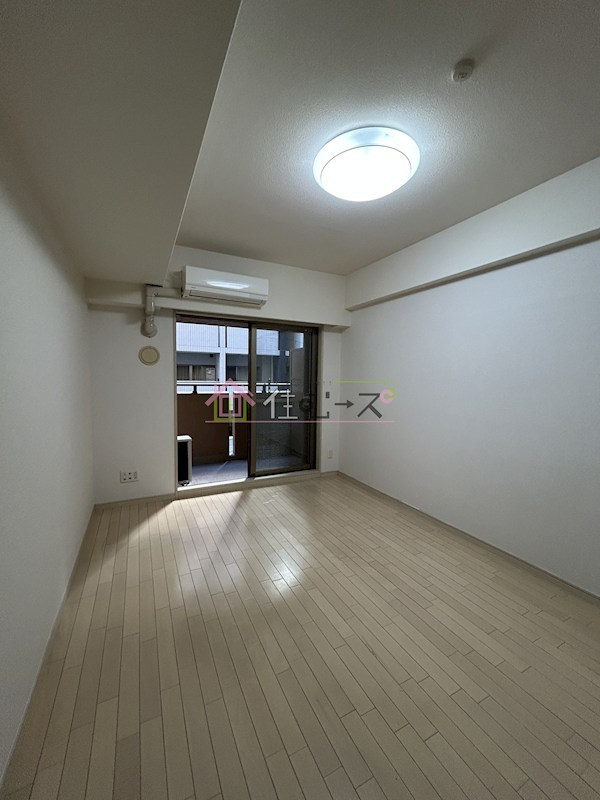 ジュネーゼグラン心斎橋東 ベッドルーム