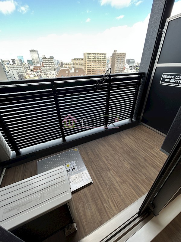 プレサンス長堀通グレイタス ベランダ