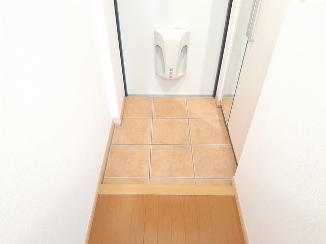 アルコバレーノ 玄関