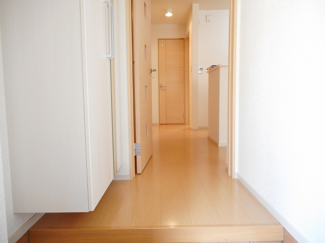 セレノ・カーサ 玄関