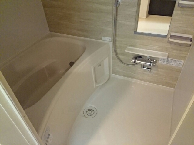 リーベル　クリサンス 風呂画像