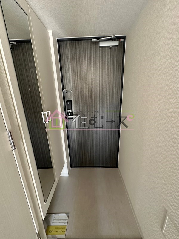 エスリード大阪ドームCERCA 玄関