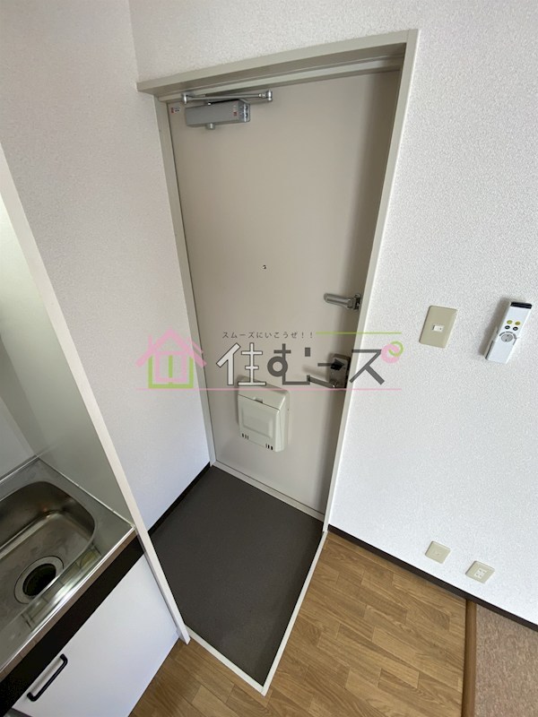 ハイツ青木 玄関