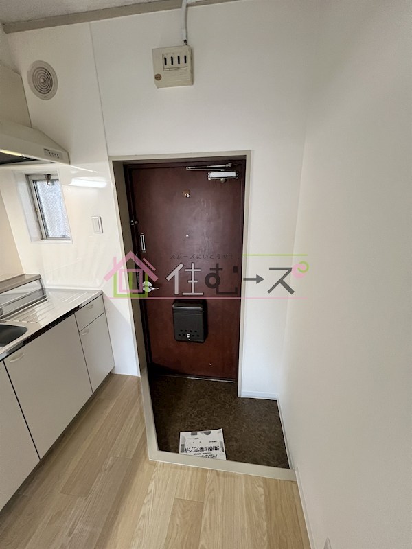 シャトーミツ 玄関