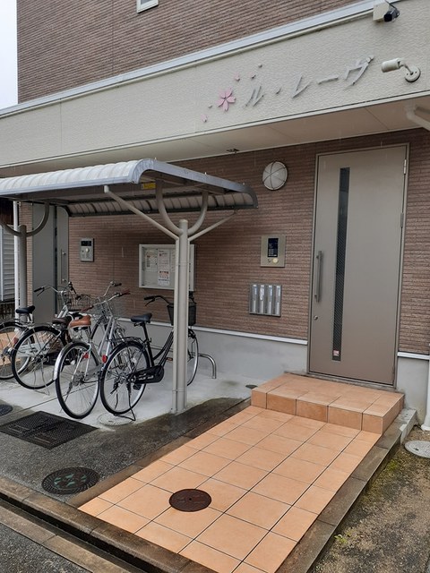 ル・レ－ヴ その他6