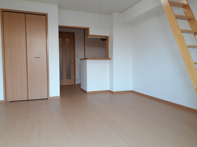 メゾン　ド　グラース　Ｎ リビング