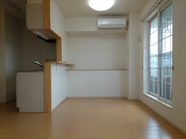 セレニテ リビング