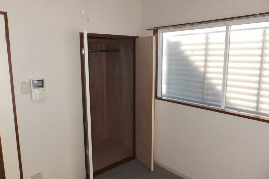 レオパレス花つるみⅡ その他4