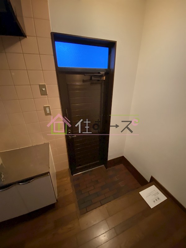 第2日出ハイツ 玄関