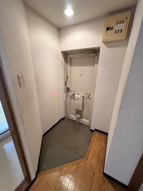 パークグリーン中島 玄関