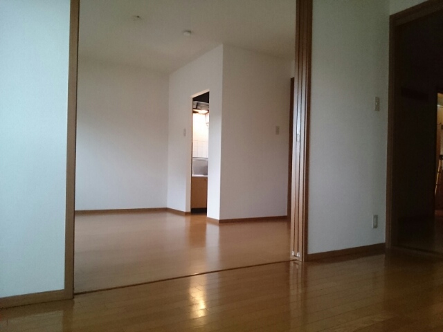 ボニ－トティエラ リビング