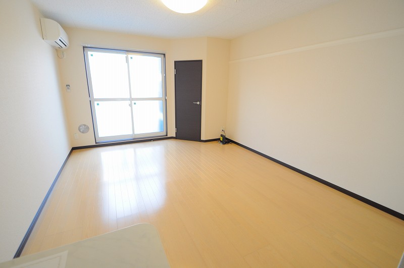 レオネクストＡＱＵＡＴＩＭＥＳ リビング