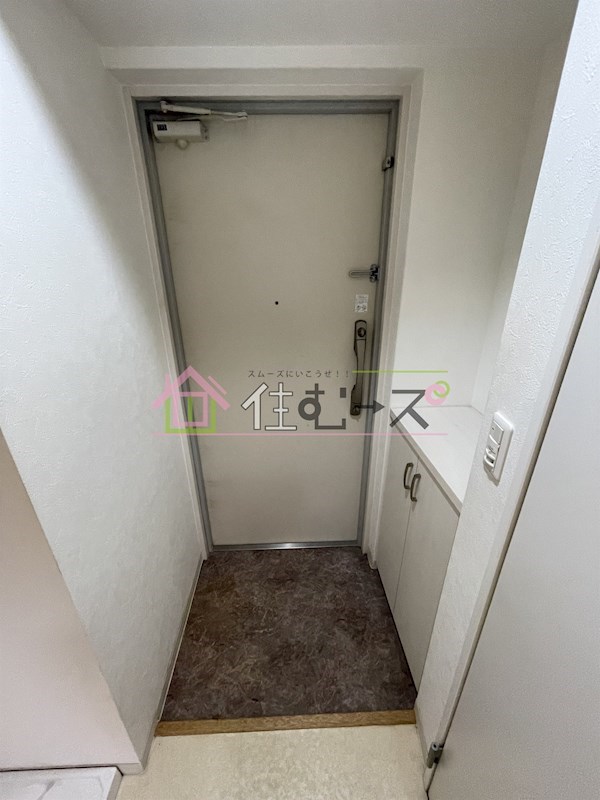 リップルナンバイースト 玄関