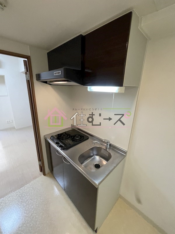 リップルナンバイースト キッチン