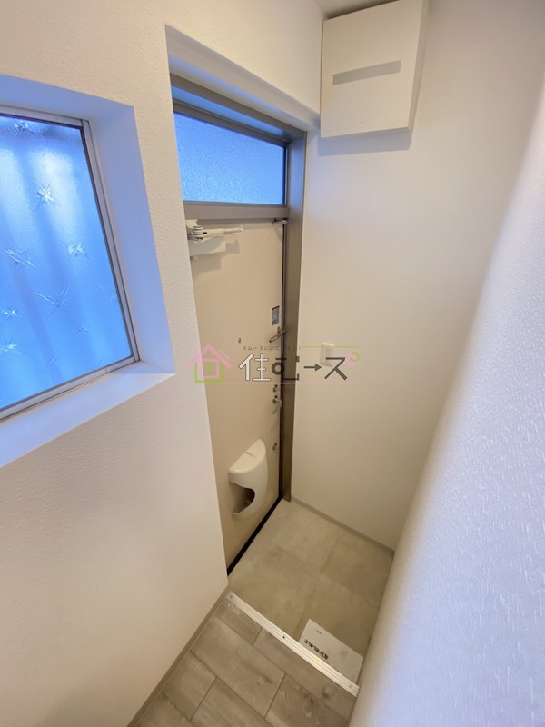 シャルマン西九条 玄関