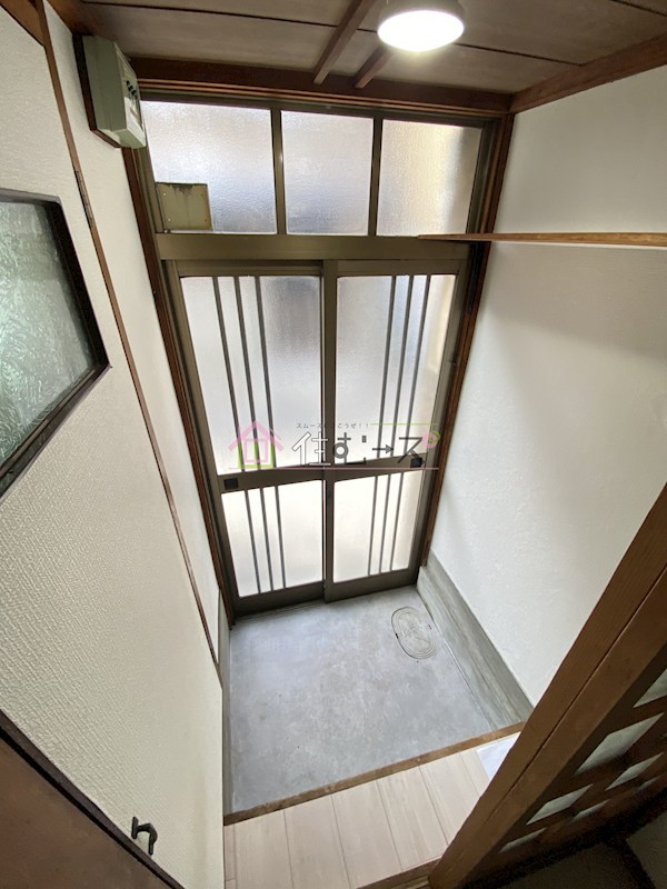 伝法6丁目貸家 玄関